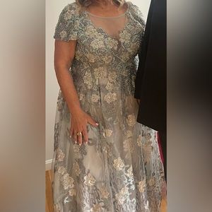 Beautiful Mac Duggal Gown